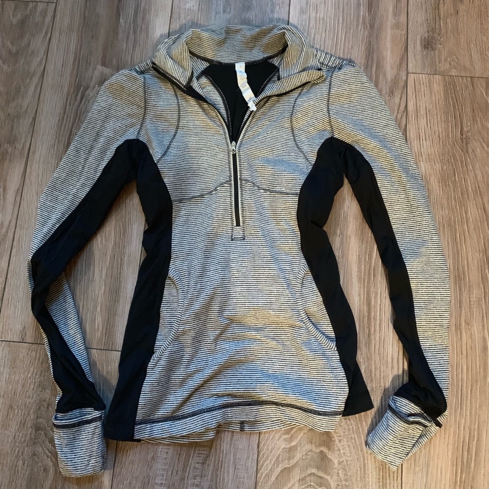 Lululemon Pullover size 4